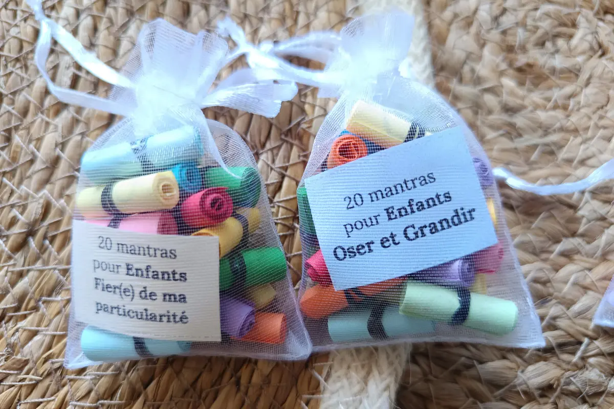 Duo de mantras pour enfants (7-12 ans) – « J’accompagne les émotions de mon enfant (7-12 ans) »